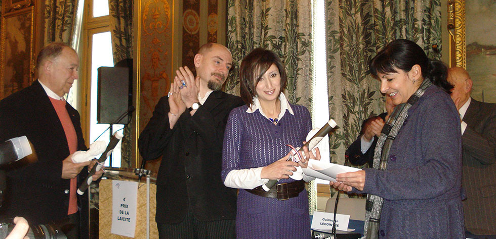 Nadine Abou Zaki awarded "the secular award" by mayor of Paris Anne Hidalgo